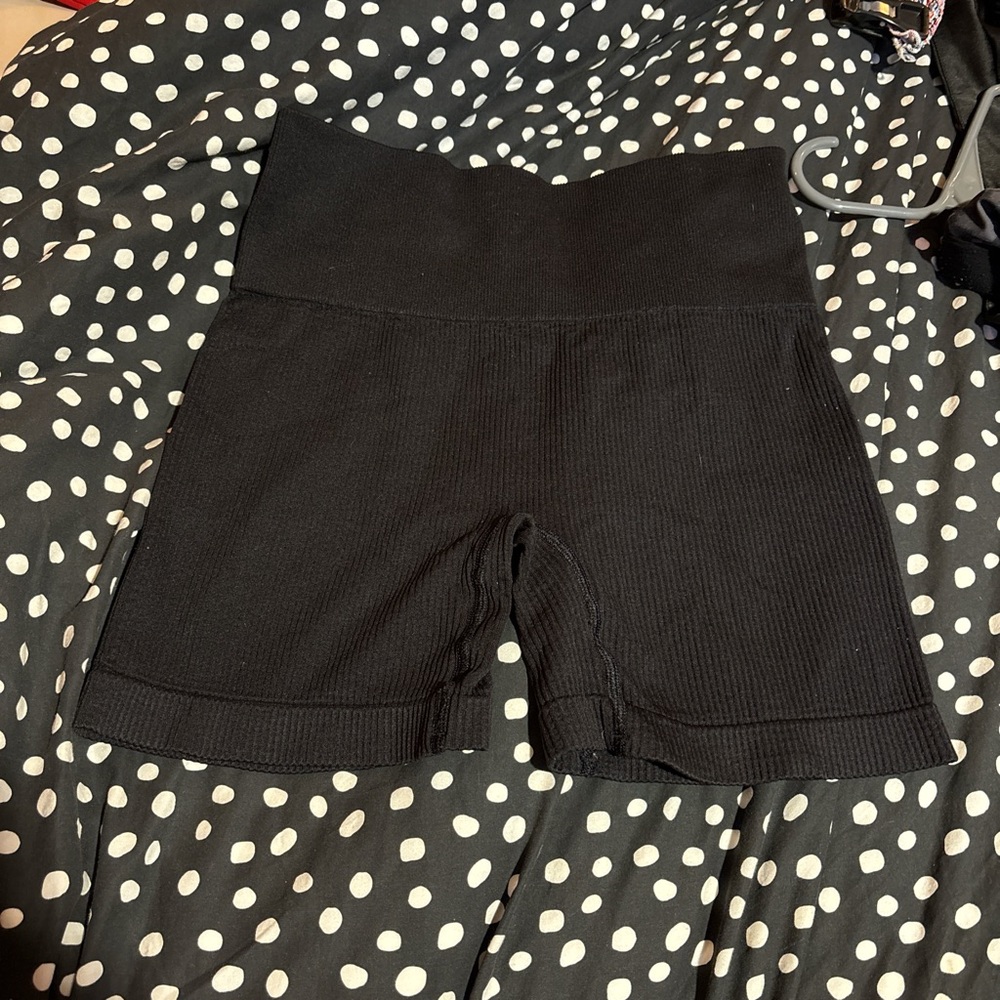 Colsie Black Ribbed Bike Shorts